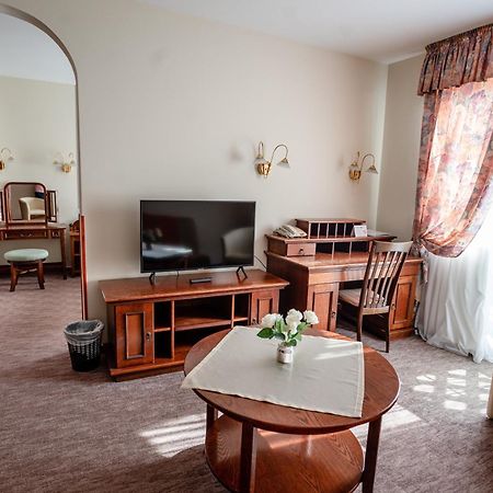 Hévíz Hotel Erzsebet מראה חיצוני תמונה