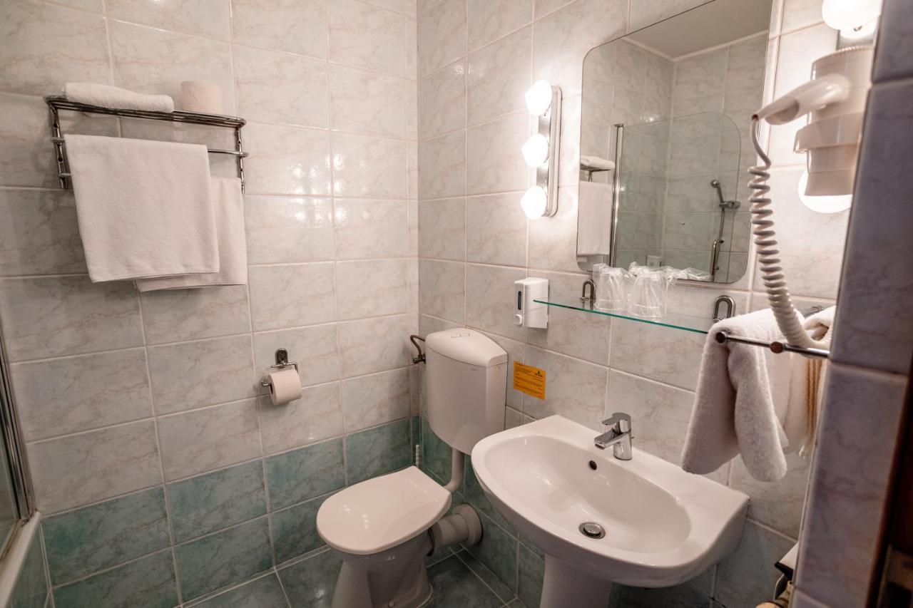 Hévíz Hotel Erzsebet מראה חיצוני תמונה