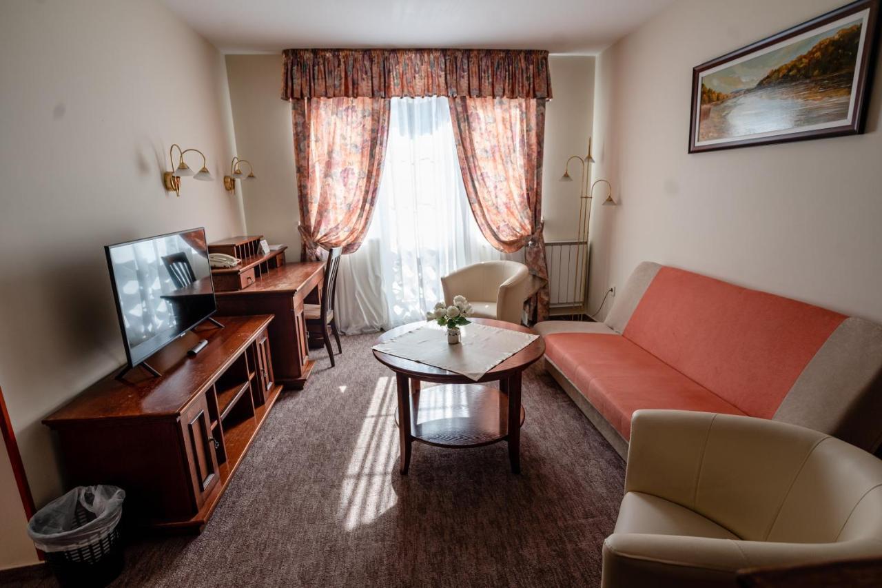 Hévíz Hotel Erzsebet מראה חיצוני תמונה