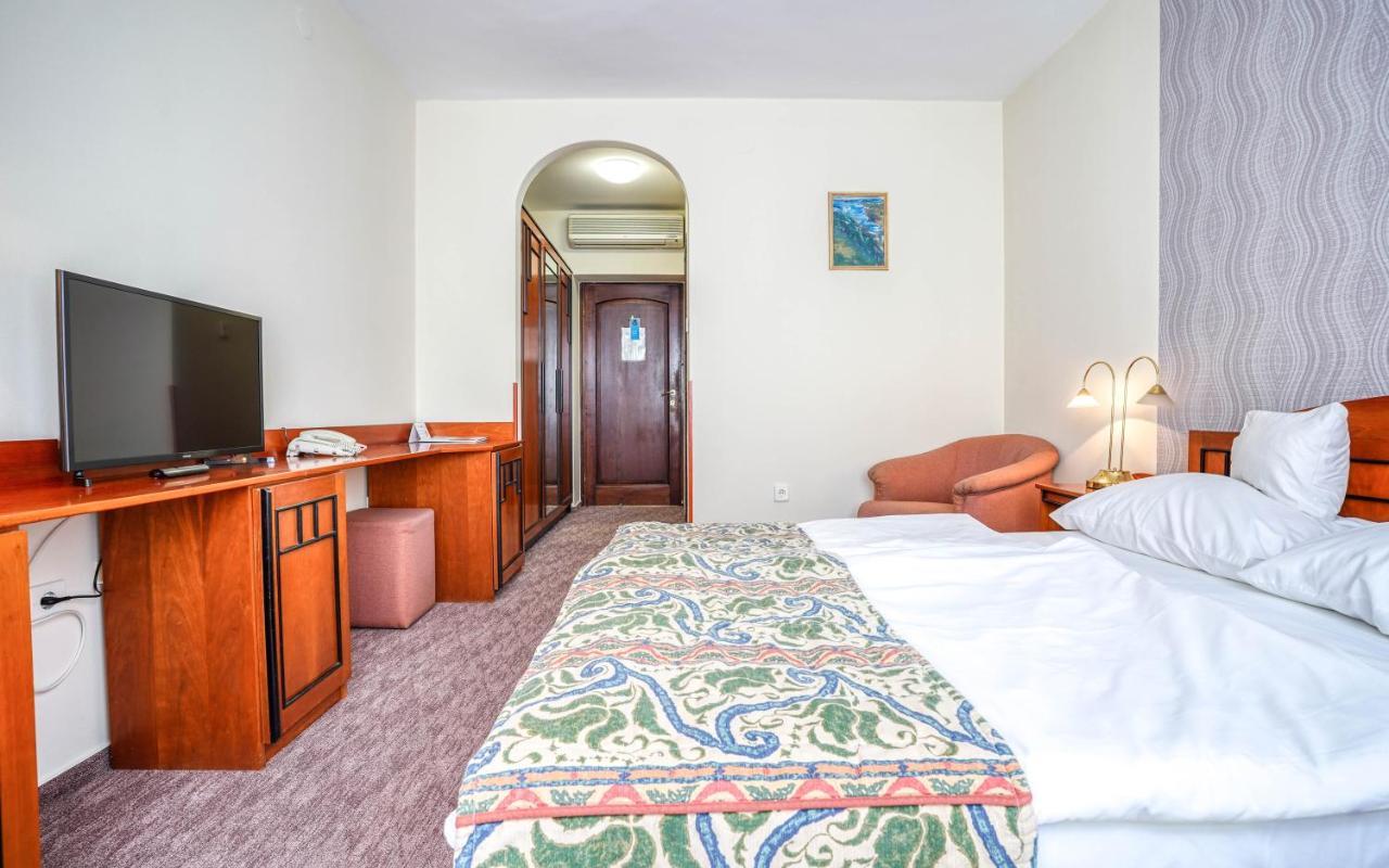 Hévíz Hotel Erzsebet מראה חיצוני תמונה