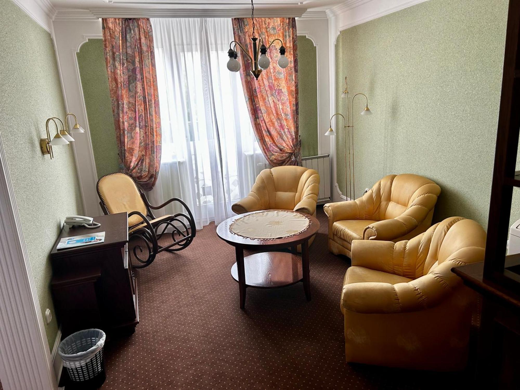 Hévíz Hotel Erzsebet מראה חיצוני תמונה