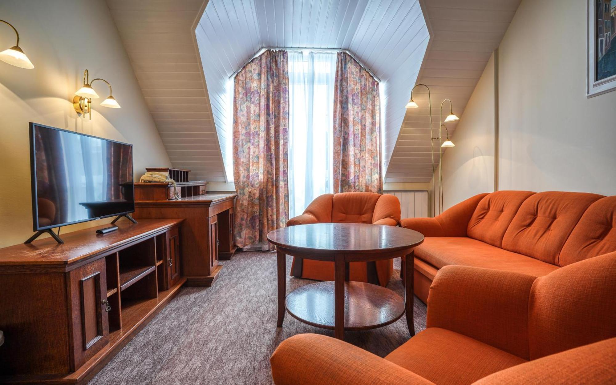 Hévíz Hotel Erzsebet מראה חיצוני תמונה